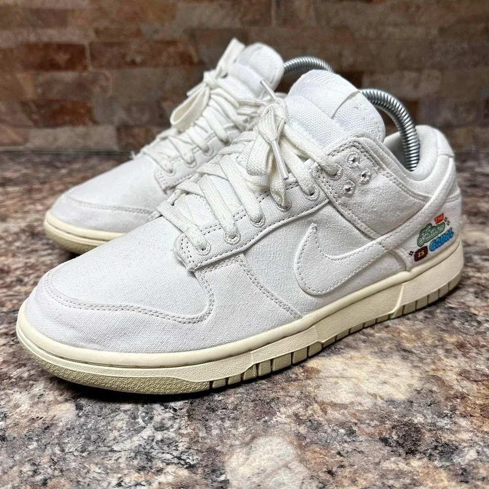 Nike dunk equality size 8